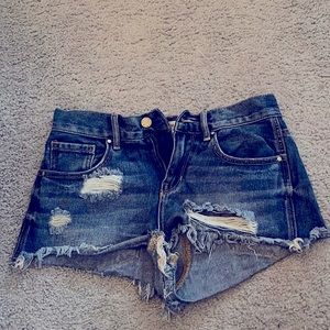 Bullhead Size 24 cut off shorts